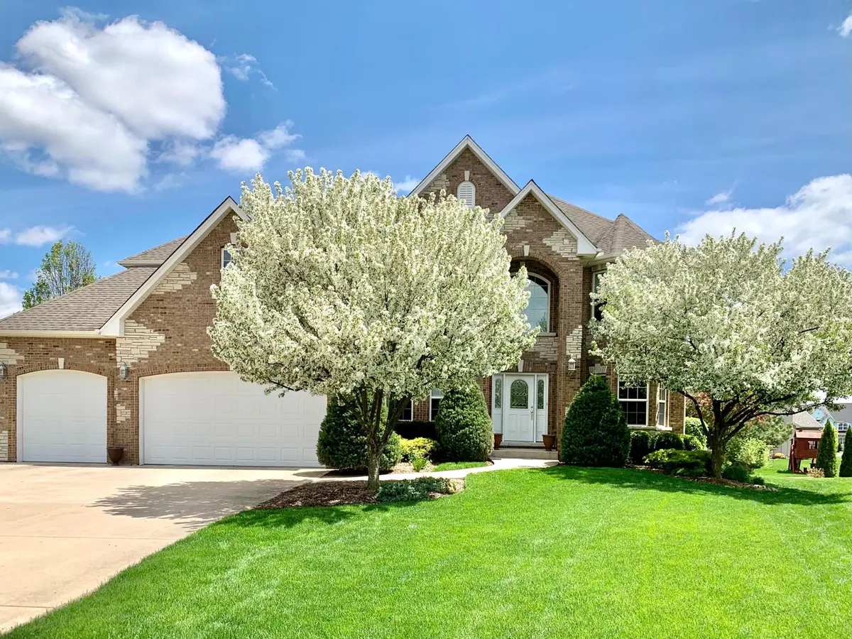 108 Allington Ct, Oswego, IL 60543