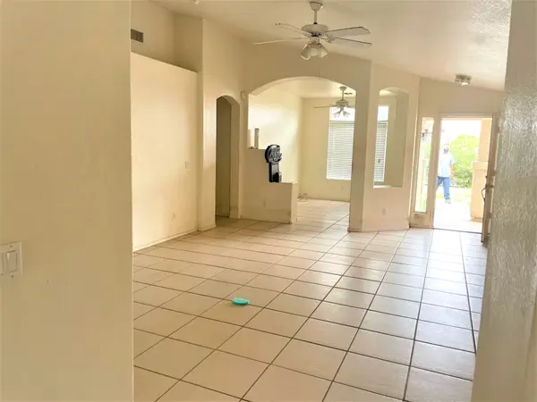 7969 W Solano Dr N, Glendale, AZ 85303