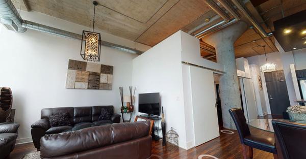 637 Lake Shore Blvd W #329, Toronto, ON M5V 3J6
