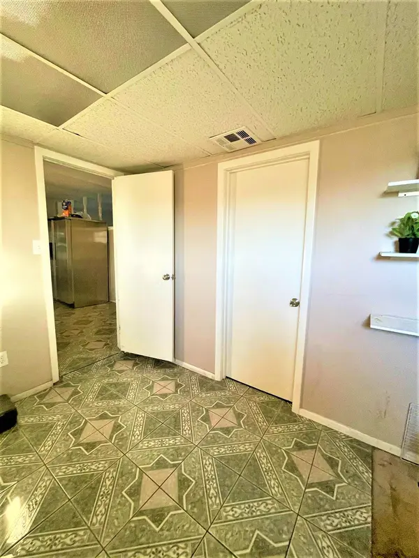 4922 W Weldon Ave  Phoenix, Az 85031,