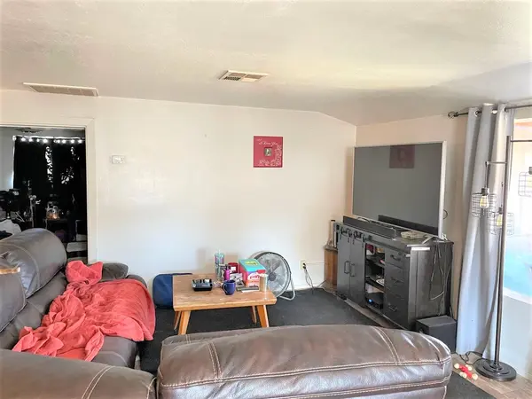 5033 W Waite Pl, Glendale, AZ 85301