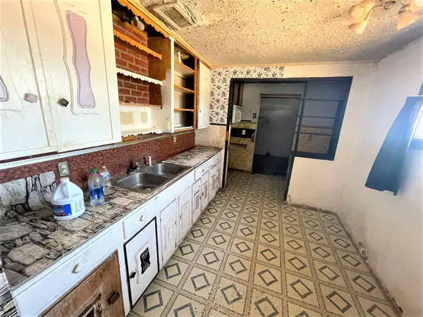 8035 E 4th Ave, Mesa, AZ 85208