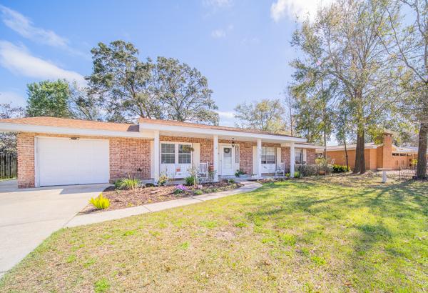 6160 Angelina Rd, Pensacola, FL 32504