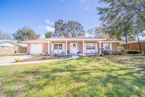 6160 Angelina Rd, Pensacola, FL 32504