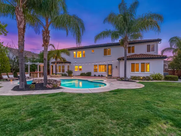 7261 Huntswood Ct, Pleasanton, CA 94566