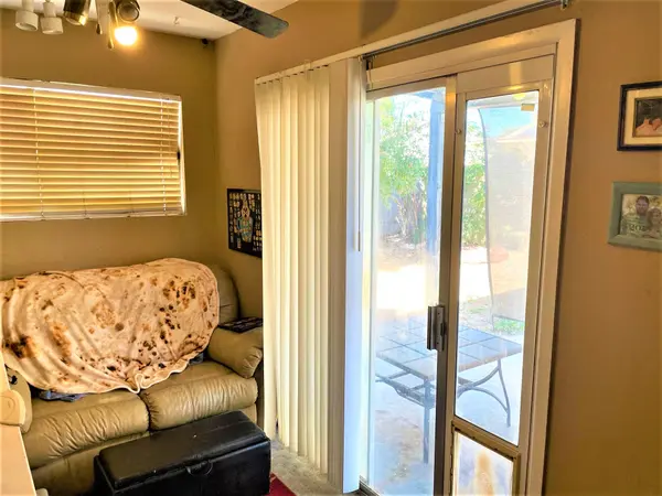 3238 W Mohawk Ln Phoenix, Az 85027,