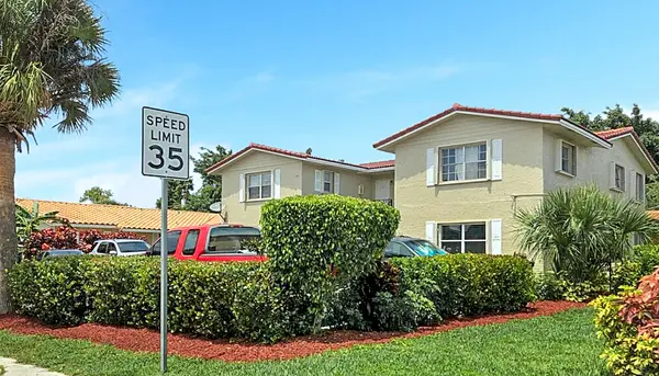 4103 Riverside Dr #1-4, Coral Springs, FL 33065