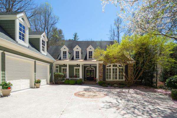 1296 Birch River Dr, Dahlonega, GA 30533