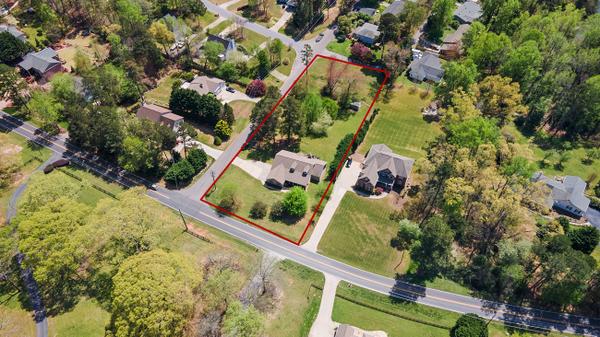 7110 Pine Valley Rd, Cumming, GA 30041