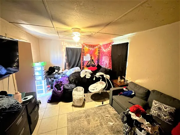 384 N 20th Dr, Phoenix, AZ 85009