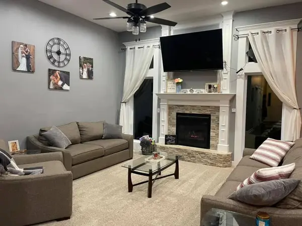 213 N Garner St, Lawson, MO 64062