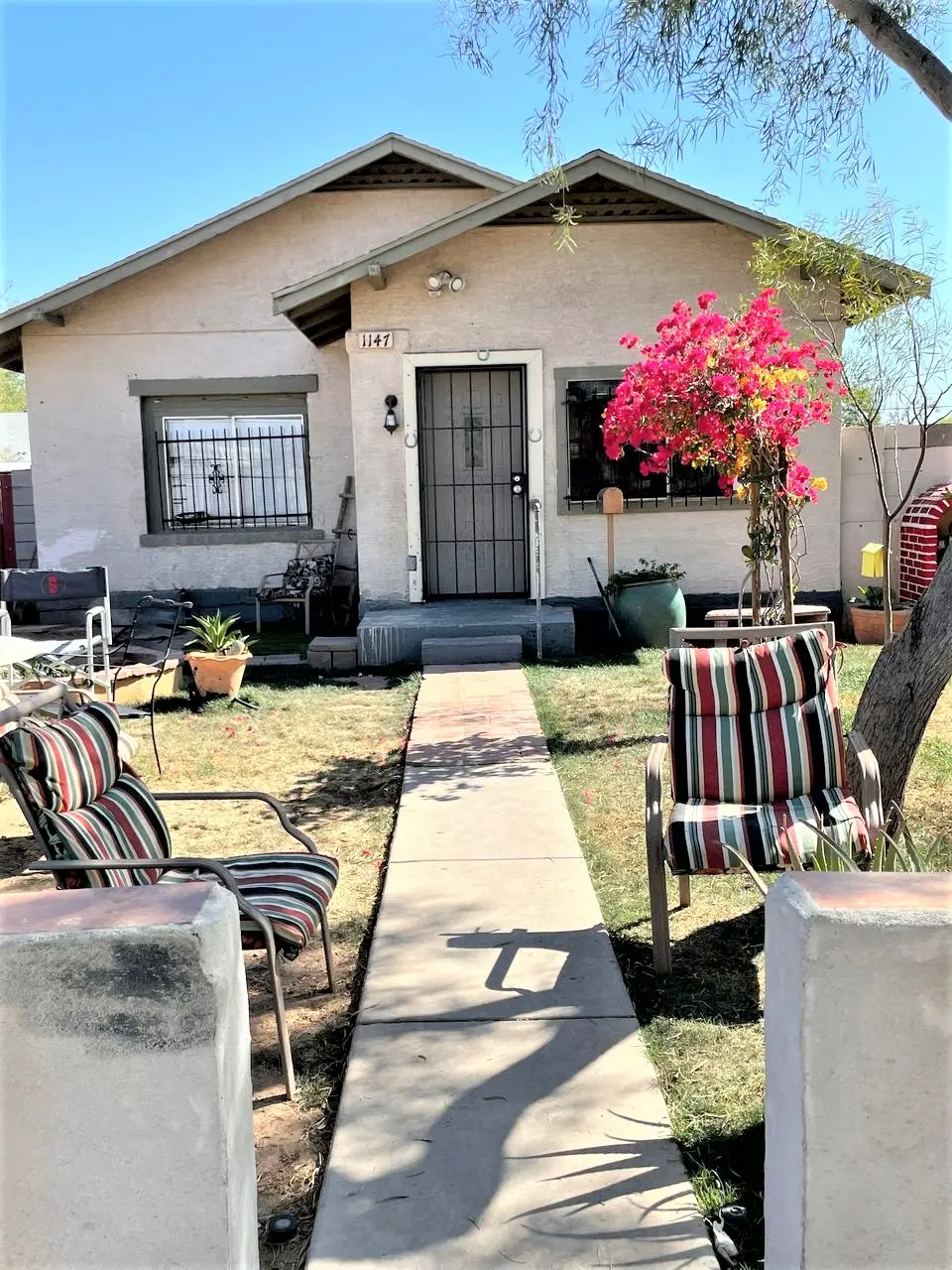 1147 E Moreland St, Phoenix, AZ 85006
