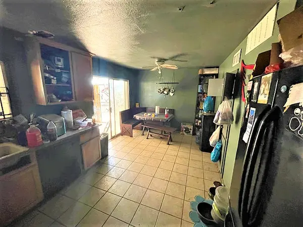 3022 N. 81st Ave Phoenix, Az 85033,
