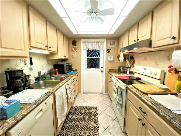 5302 W Lewis Ave, Phoenix, AZ 85035