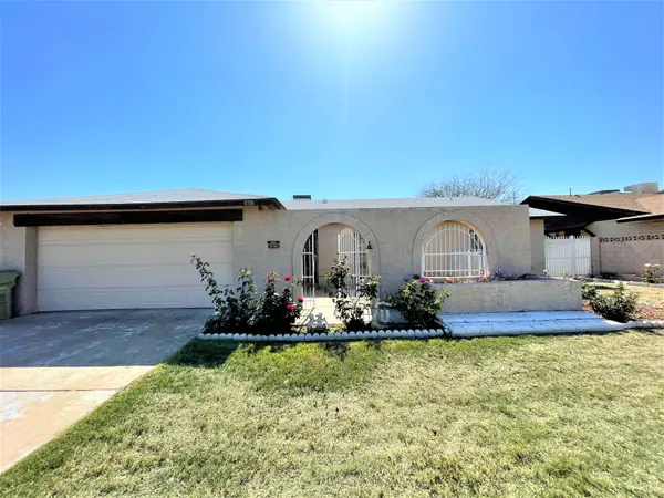 5720 N 48th Ln, Glendale, AZ 85301
