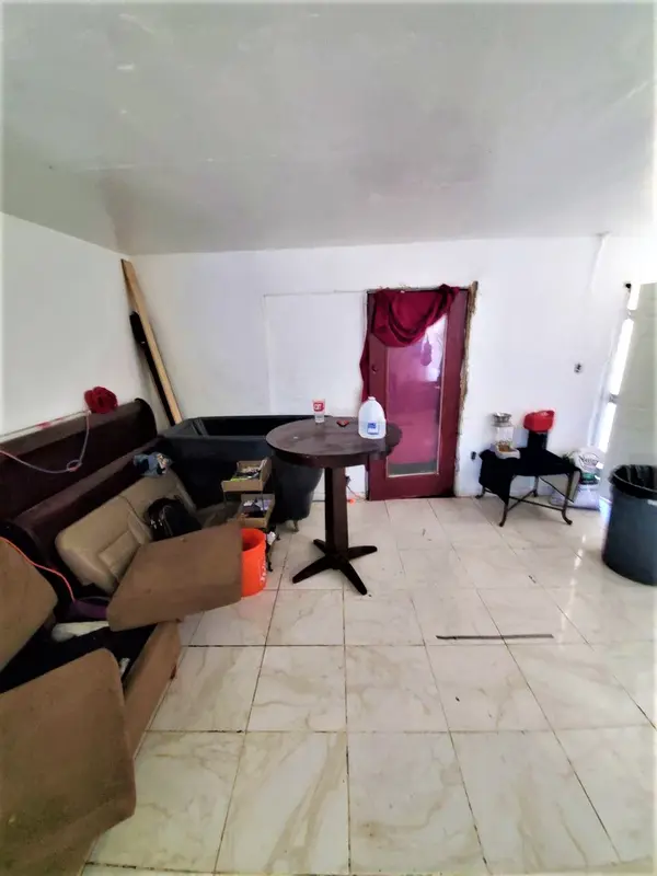 305 E Southern Ave, Phoenix, AZ 85040