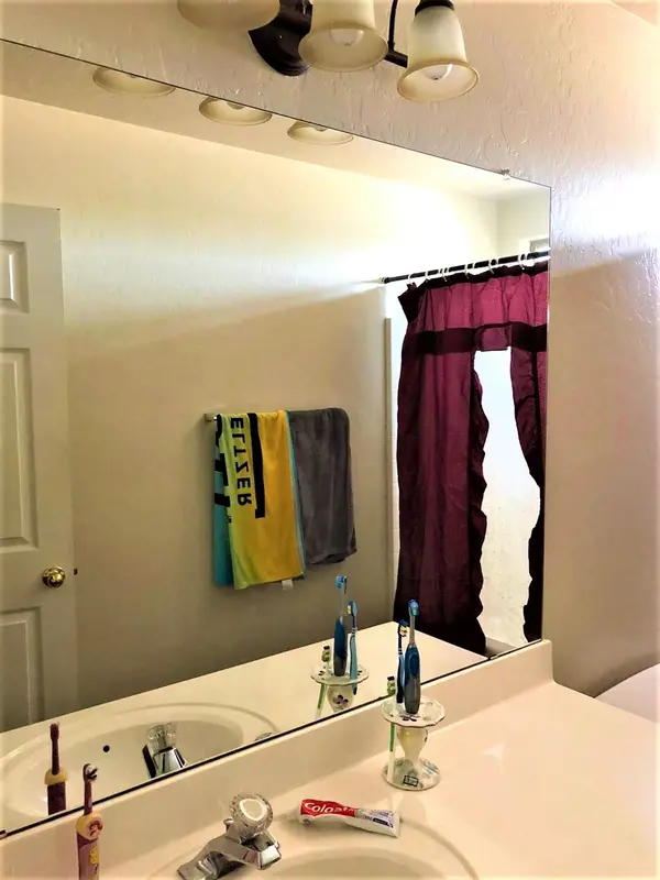 3002 W Winter Dr Phoenix, Az 85051-6688,