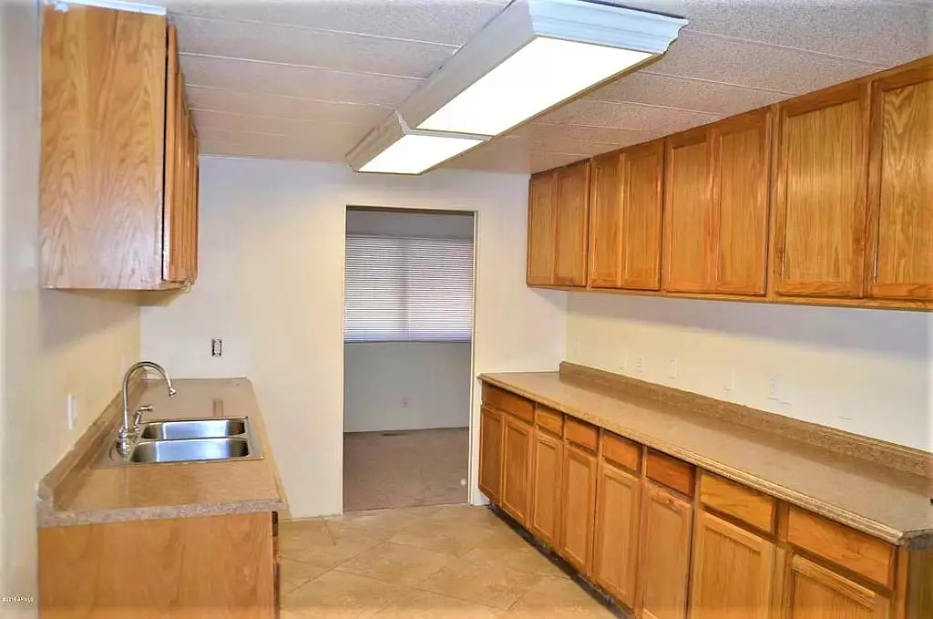 16047 N 67th Dr Peoria, Az 85382,