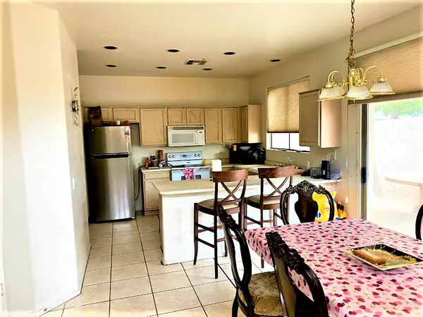125 N 22nd Pl Unit 82, Mesa, AZ 85213