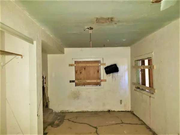 145 W Southgate AvePhoenix, Az 85041,