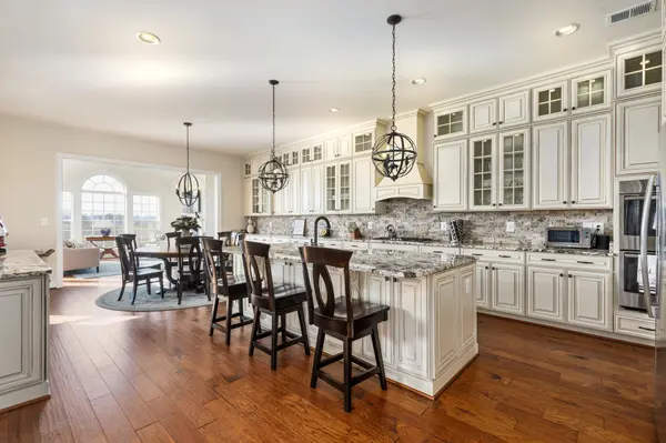 15996 Old Waterford Rd, Paeonian Springs, VA 20129