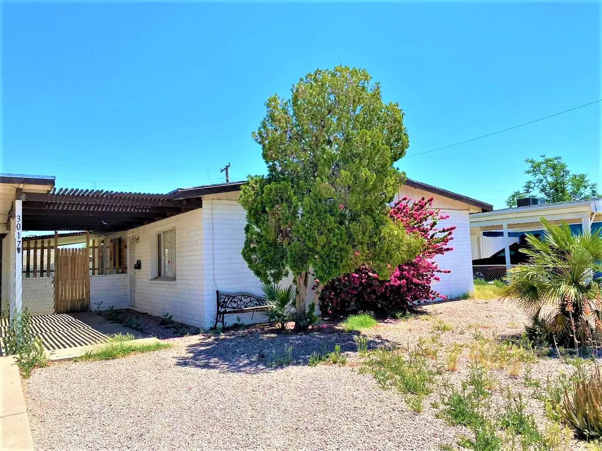 3017 N 81st Dr Phoenix, Az 85033,