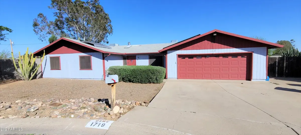 1719 W Wickieup Ln, Phoenix, AZ 85027