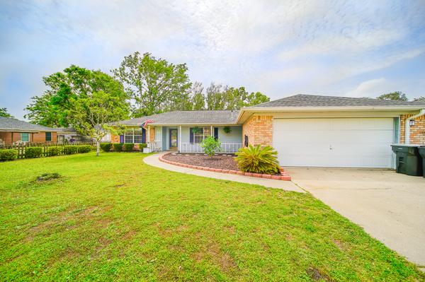 545 Tarkiln Oak Cir, Pensacola, FL 32506