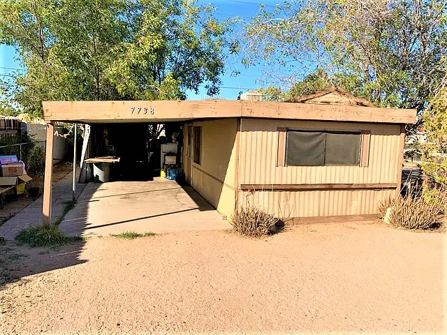 7738 E Gale Ave Mesa, Az 85209,