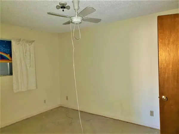 9253 N 19th Avenue, Phoenix, AZ 85021
