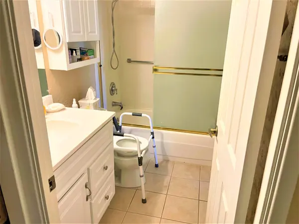 7910 E Camelback Rd Unit 206, Scottsdale, AZ 85251