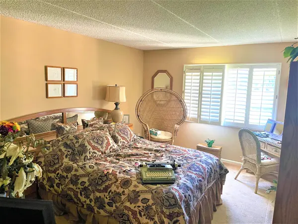 7910 E Camelback Rd Unit 206, Scottsdale, AZ 85251