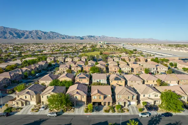 6674 Little Owl Pl, North Las Vegas, NV 89084