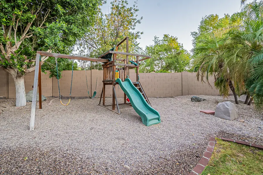 2403 E San Tan St, Chandler, AZ 85225