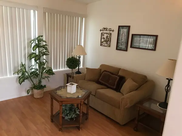 131 N Higley Rd., Unit #4, AZ 85205