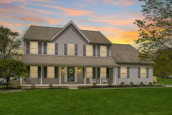 105 Ajas Way, Warminster, PA 18974