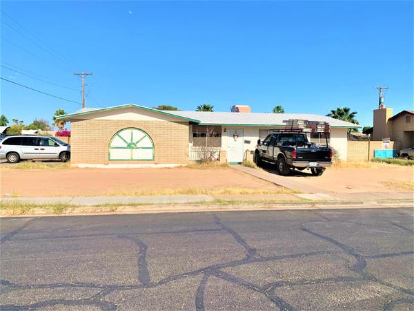 907 S Olive, Mesa, AZ 85204