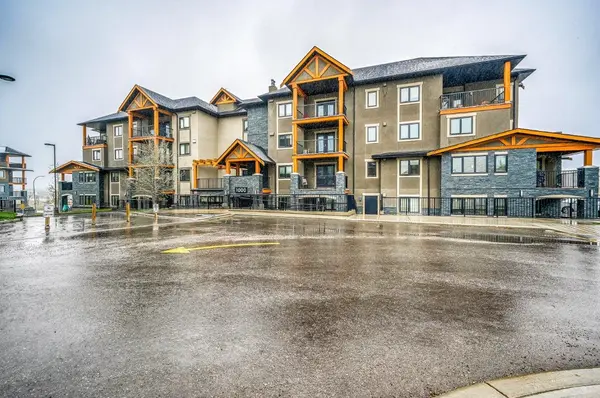 402 Kincora Dr NW #1407, Calgary, AB T3R 1N4