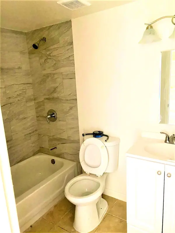 6706 W Devonshire Phoenix, Az 85033,