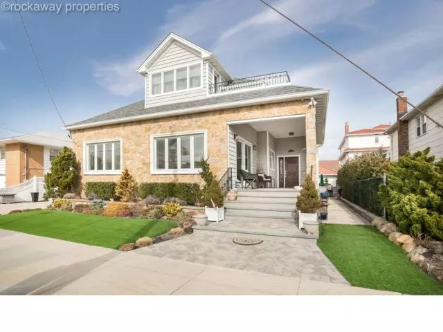 Rockaway Park, NY 11694,148 Beach 148th St