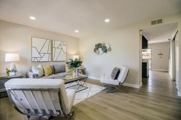 1070 Michelangelo Dr, Sunnyvale, CA 94087