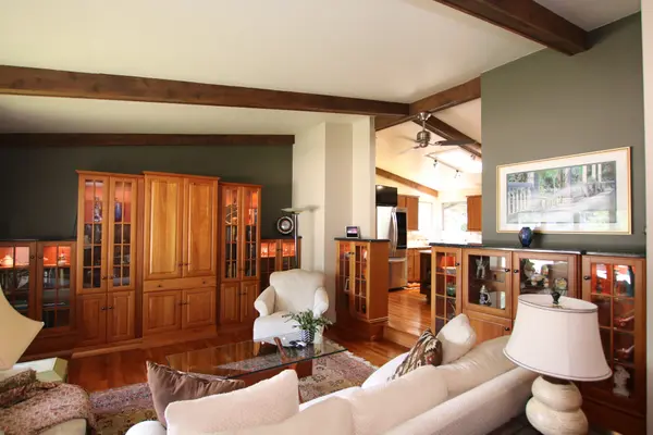 916 E Sunset Ave, Appleton, WI 54911