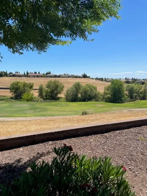 2327 Walden View Ln, Lincoln, CA 95648
