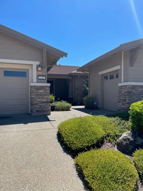 2327 Walden View Ln, Lincoln, CA 95648