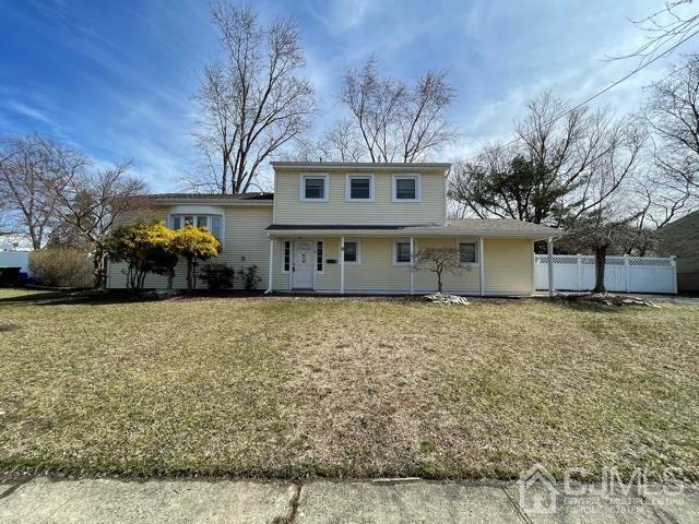 8 Creighton Cir, Old Bridge, NJ 08857