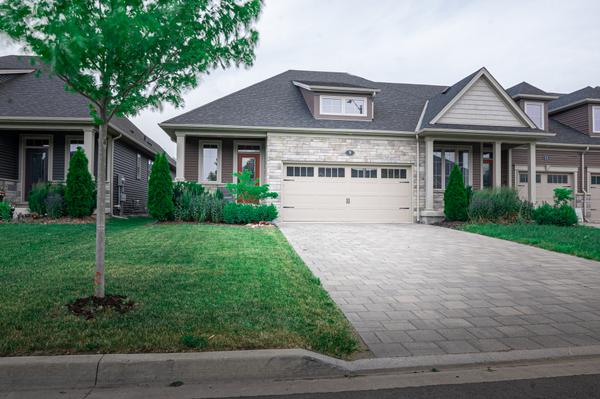 9 Andrew Ln, Thorold, ON L3B