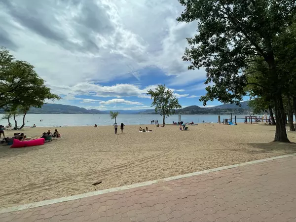Beachfront of Gyro Beach - Lower Mission
