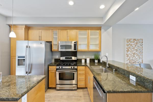 562 N 7th St, San Jose, CA 95112