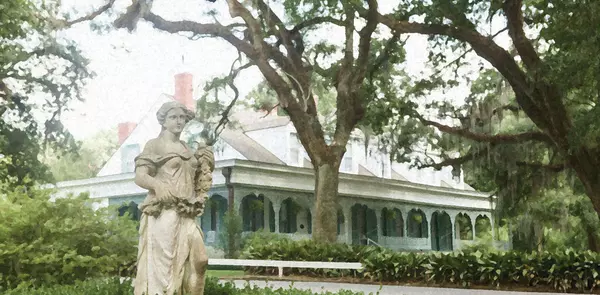 5 Infamous Houses in the US You Can Visit,Jay Ginsberg