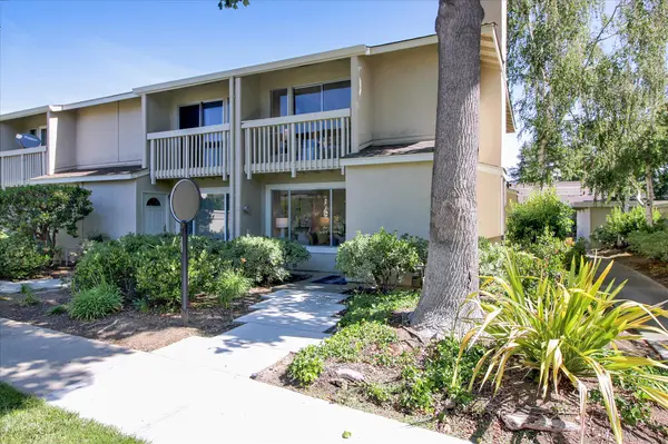 1070 Michelangelo Dr, Sunnyvale, CA 94087